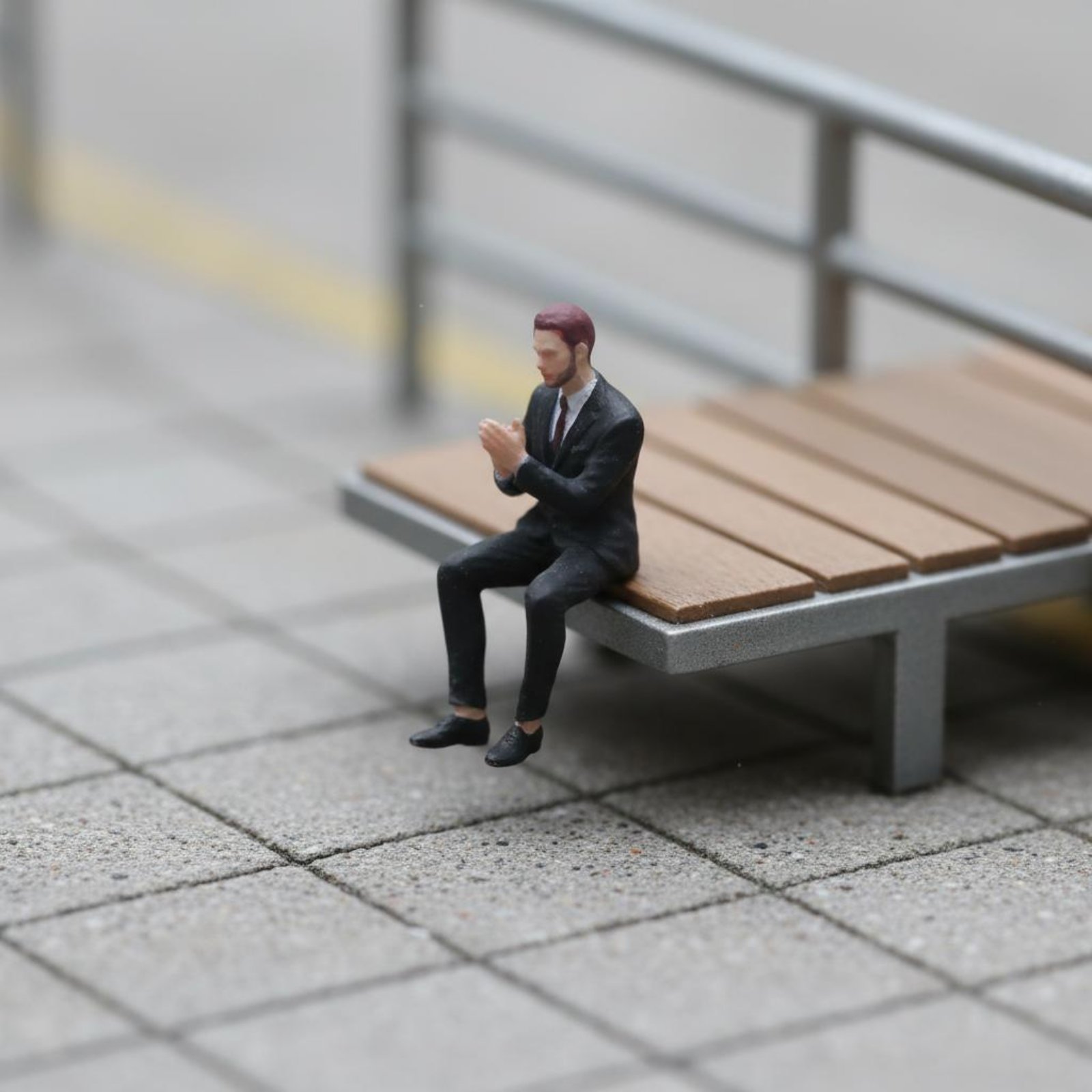 Figur Pria Duduk Skala 1:64 Mi - Men Accessories For Suit ulasan dan harga