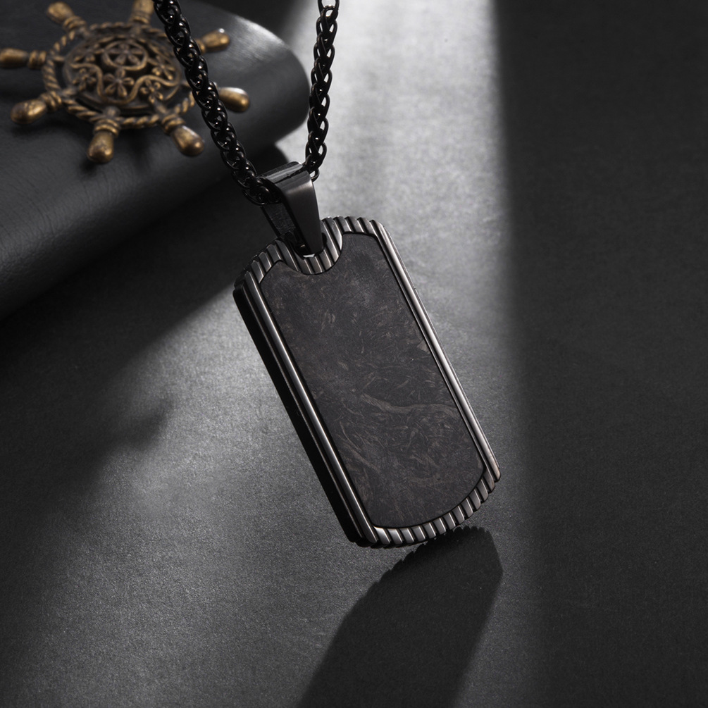 Liontin Serat Karbon Liontin M - Men Accessories List ulasan dan harga